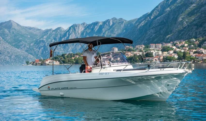 Atlantic Marine 670